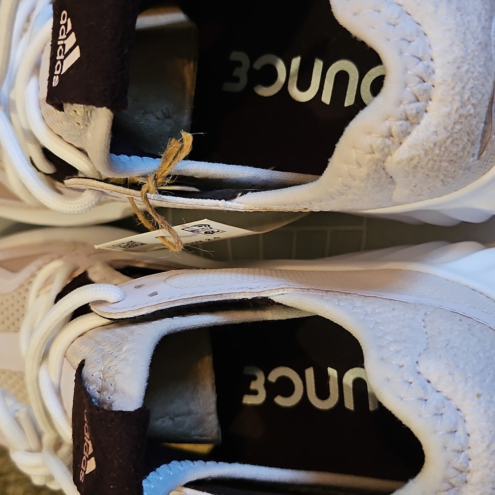 NWOT Adidas Bounce Run Lux Running Shoes - Picture 4 of 5